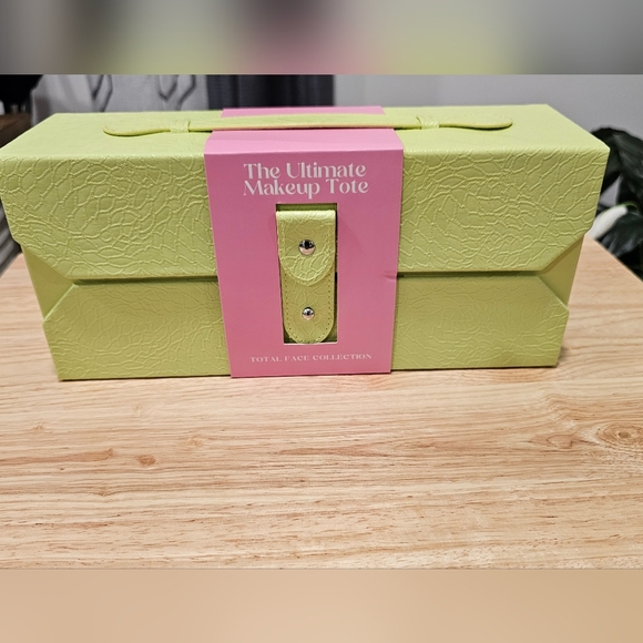 Brand New Multi-Color Makeup Palette Lime Green Tote - Picture 3 of 6
